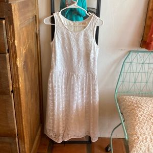 Sundance dress size 2 used in great condition